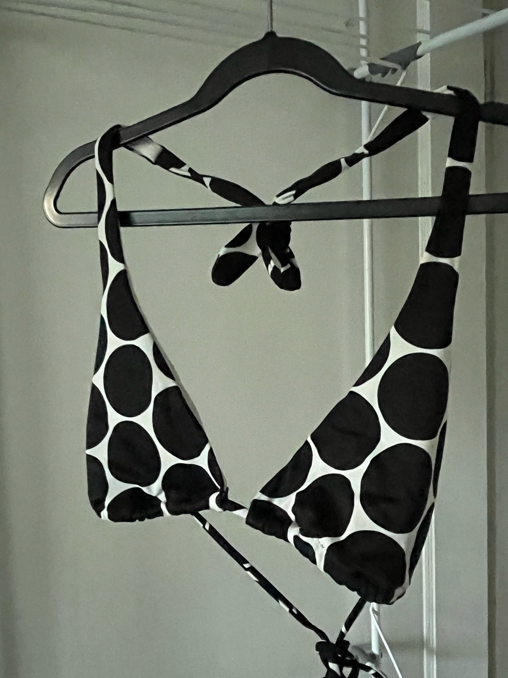 Victoria’s Secret - Y2K Black & White Polka Dot Triangle Bikini Top